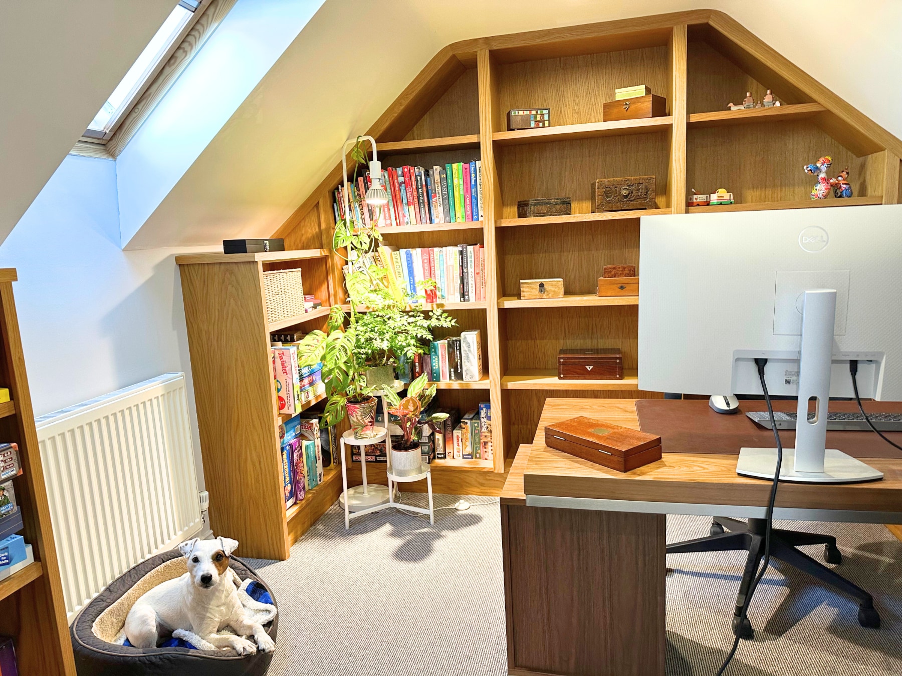 Eric's home office